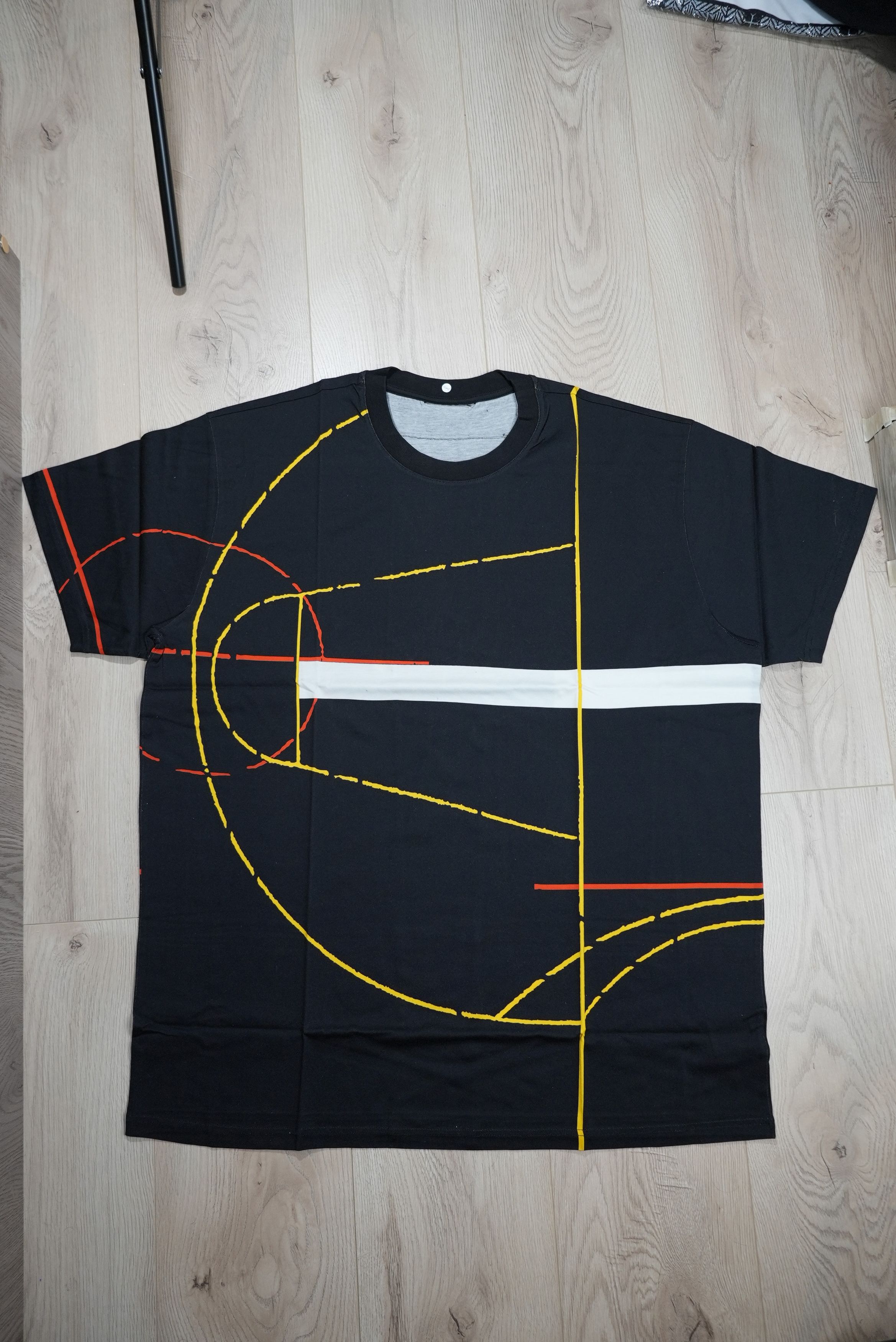Givenchy Givenchy Basketball court Tisci Era archive tee abstract Size US XL / EU 56 / 4 - 12 Thumbnail