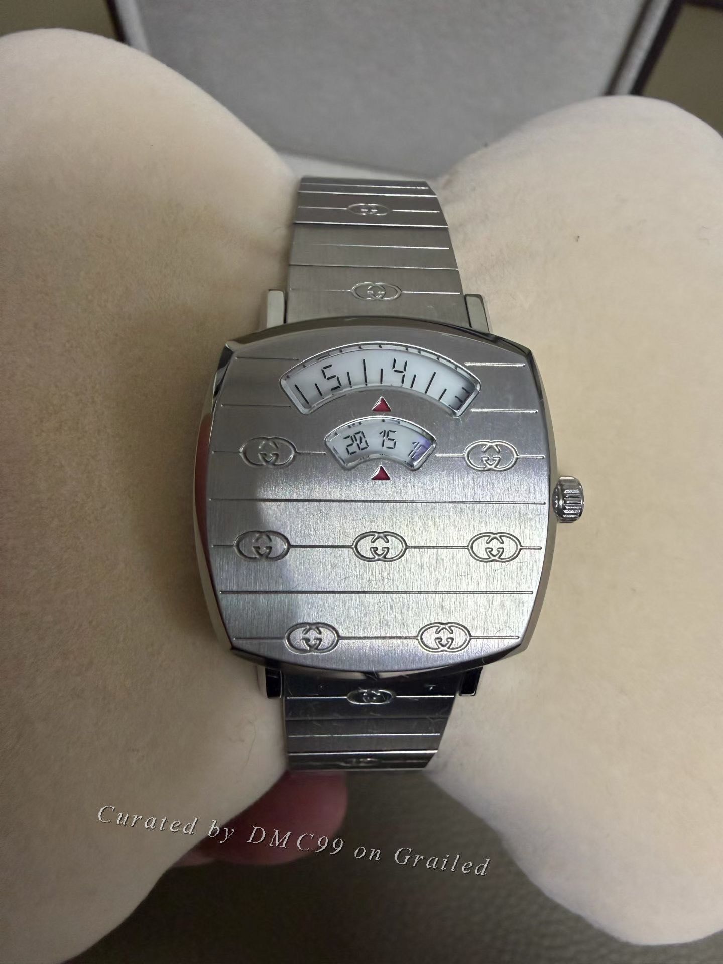 Gucci Gucci 27mm Silver Dial Quartz Watch Size ONE SIZE - 1 Thumbnail