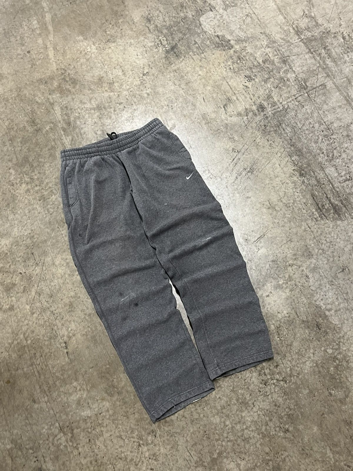 Nike × Vintage Nike sweatpants y2k baggy fit wide leg rare hype skater Size US 32 / EU 48 - 4 Thumbnail