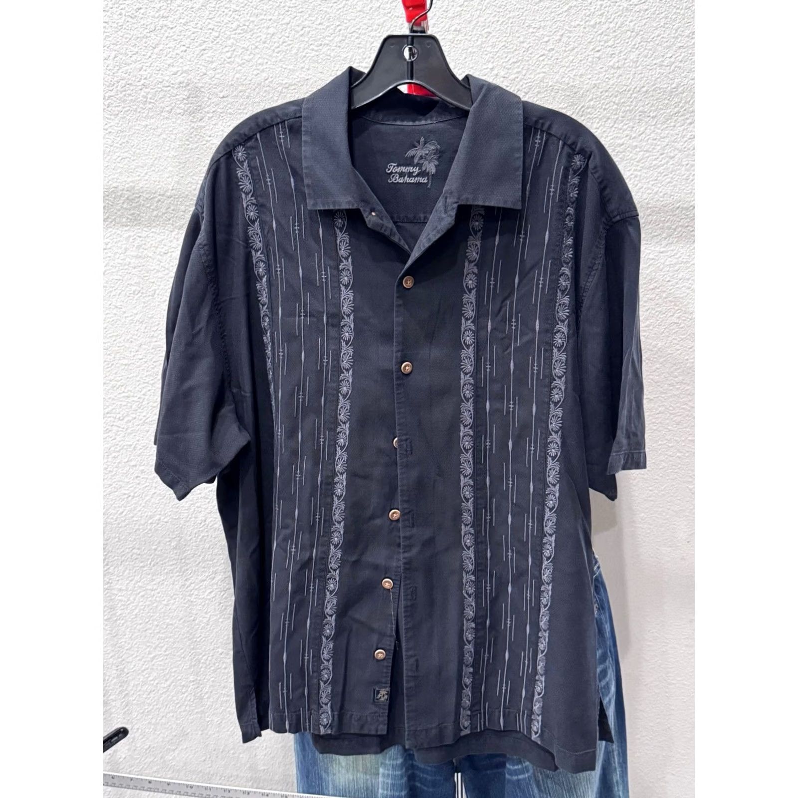 Tommy Bahama Tommy Bahama Shirt XL Front Floral Stitched SHORT SLEEVE BUTTON UP Shirt Men Multicolor - Size US XL / EU 56 / 4 - 2 Thumbnail