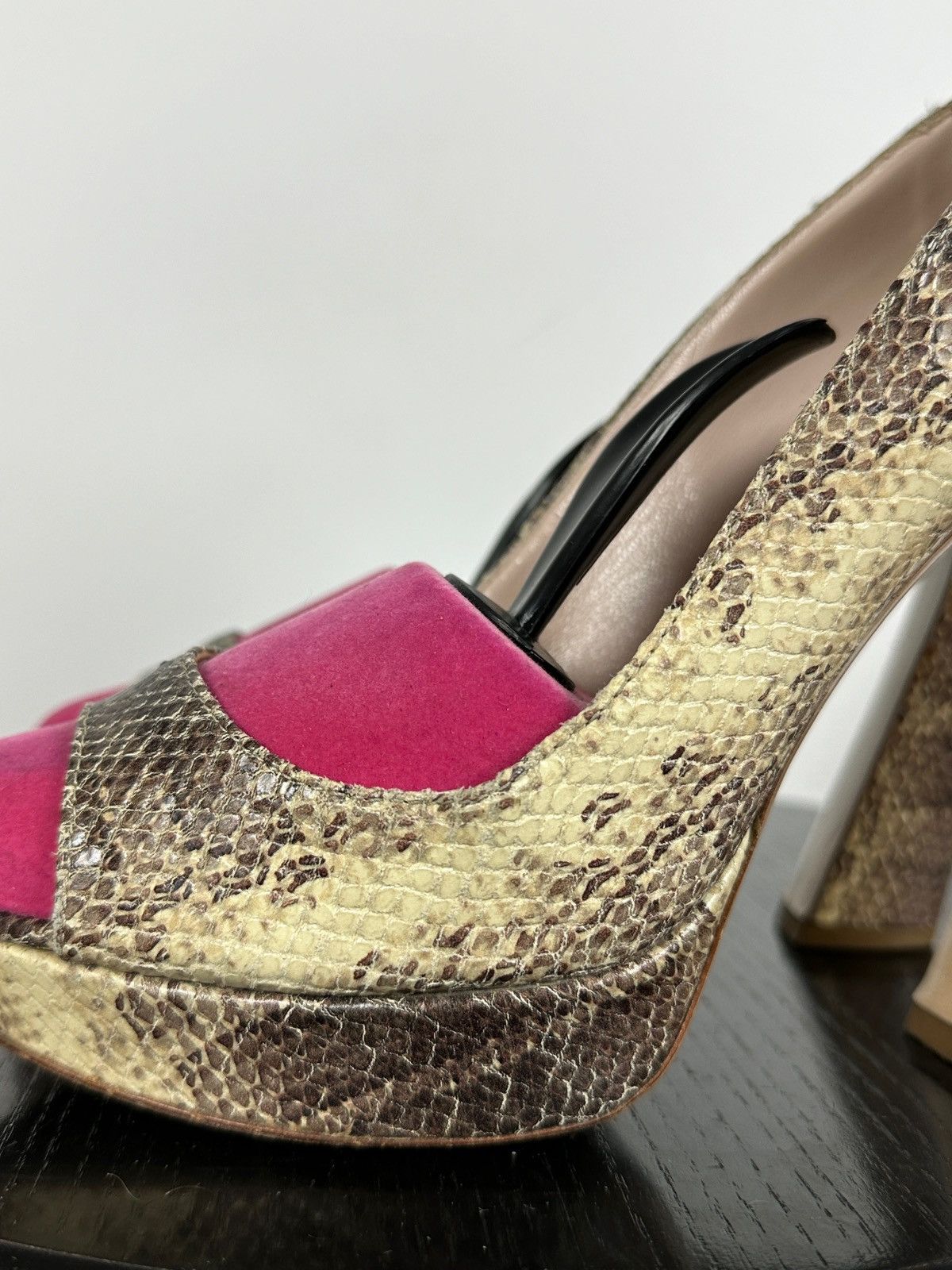 Miu Miu Miu Miu Snake Leather Platform Pumps Heel Size US 7 / IT 37 - 14 Thumbnail