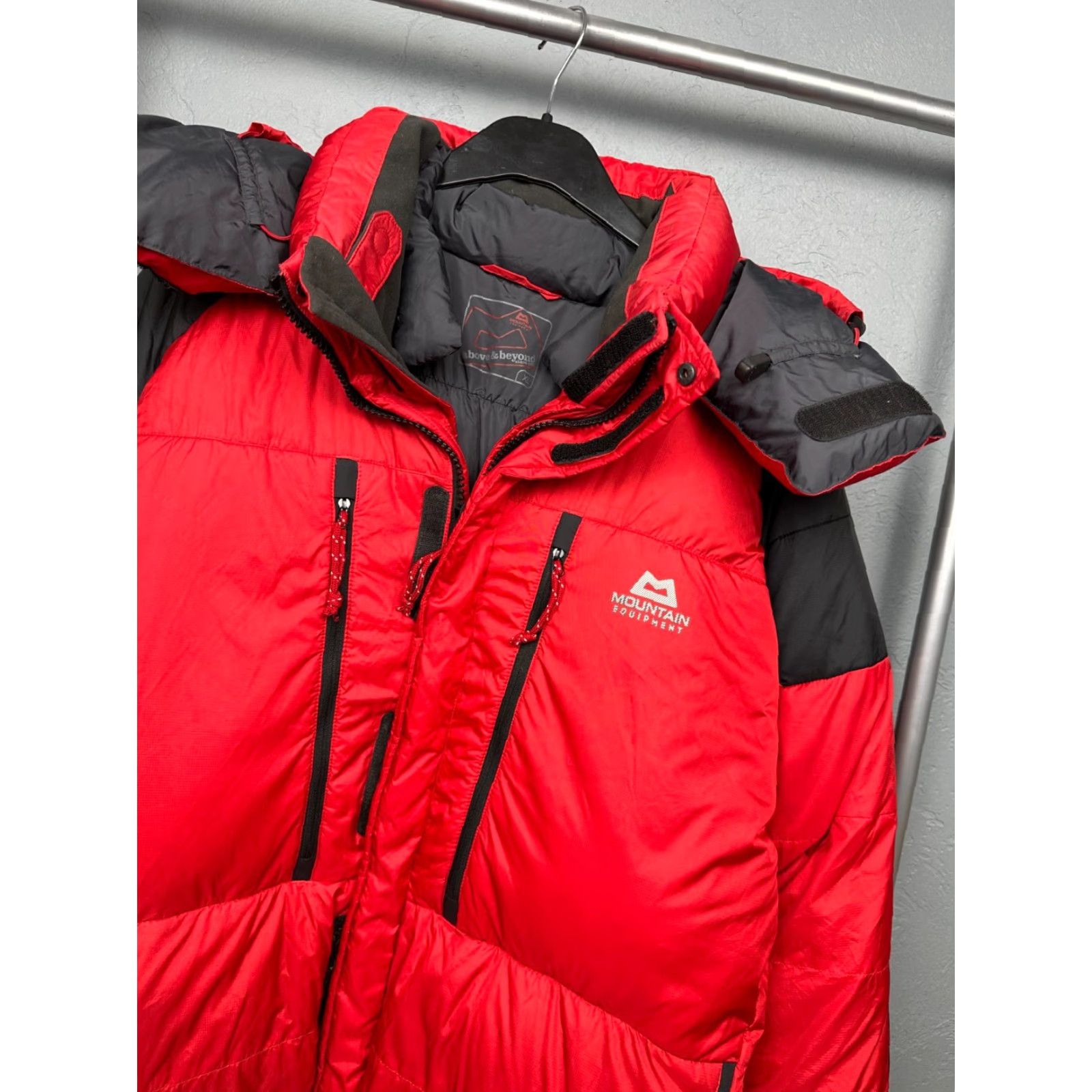 Mountain Equipment VINTAGE Mountain Equipment Mens Puffer Down Jacket L Red Jacket Mens Size US L / EU 52-54 / 3 - 2 Thumbnail