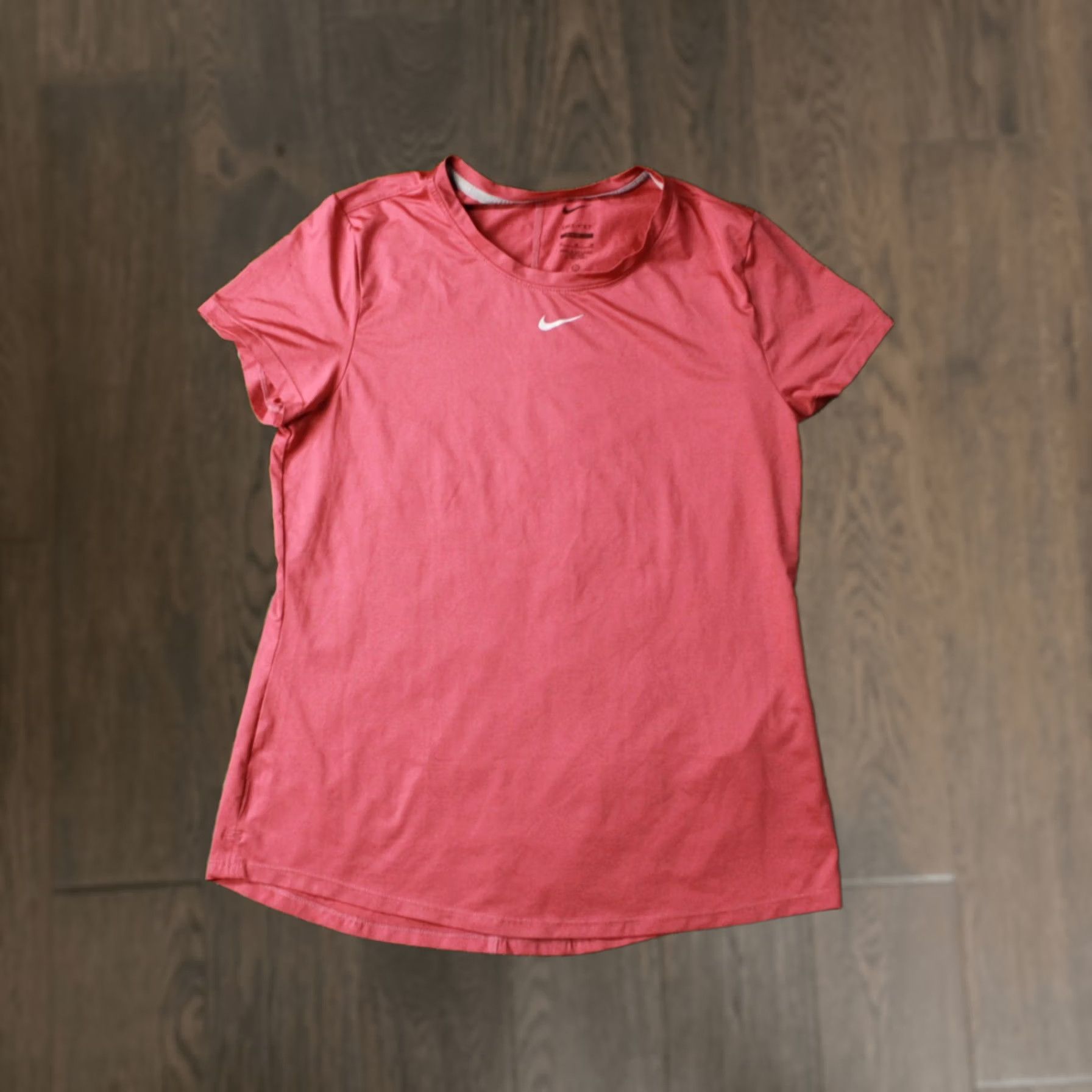 Nike NIKE DRI-FIT 2021 ORIGINAL RUN TRAINING WOMEN SHIRT JERSEY T-SHIRT M PINK Nike Dri-FIT Run Women Shirt Jersey T-Shirt M Pink Womens 2021 Run Size M / US 6-8 / IT 42-44 - 1 Thumbnail