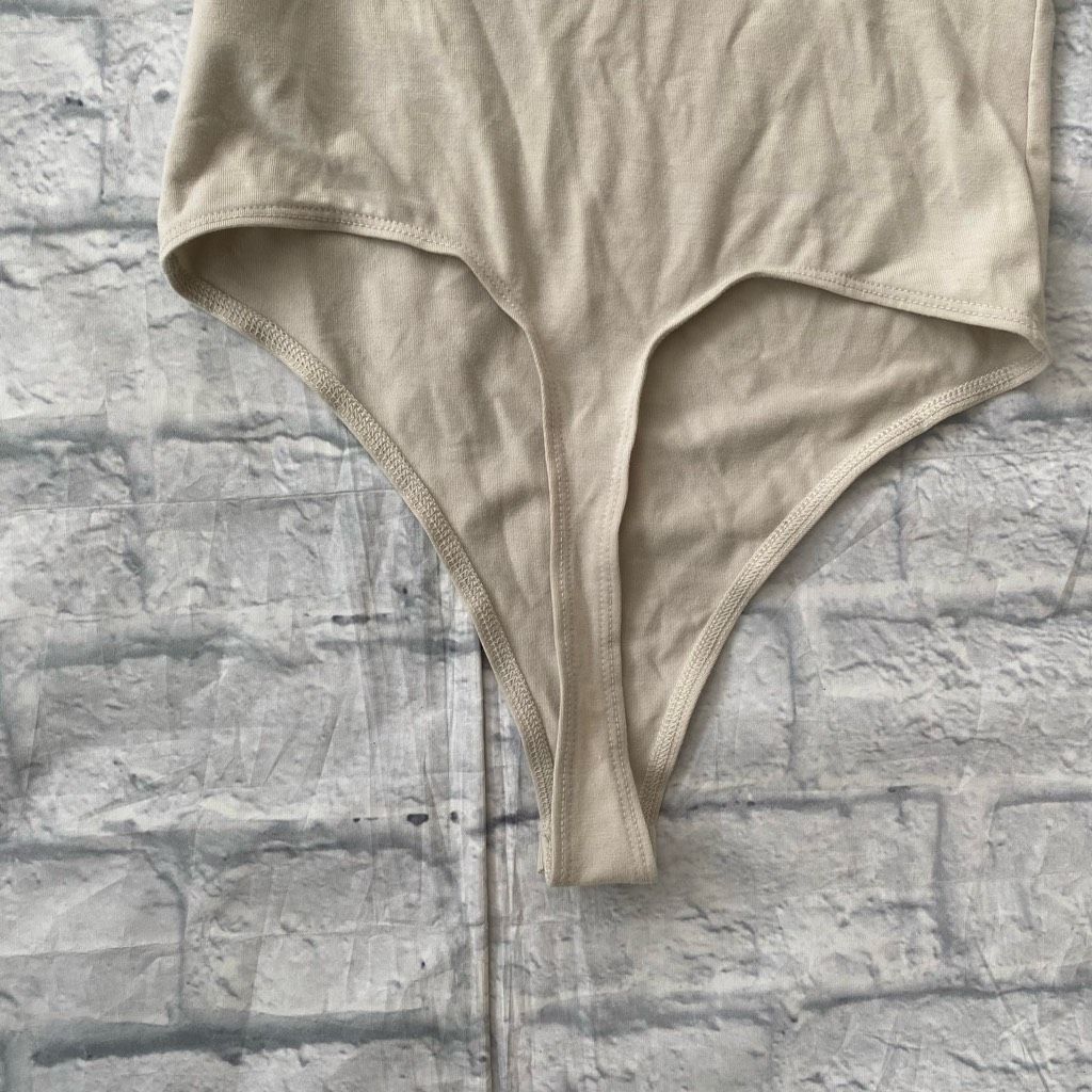 American Eagle Outfitters American Eagle women S spaghetti strap bodysuit w/built in b Size S / US 4 / IT 40 - 7 Thumbnail