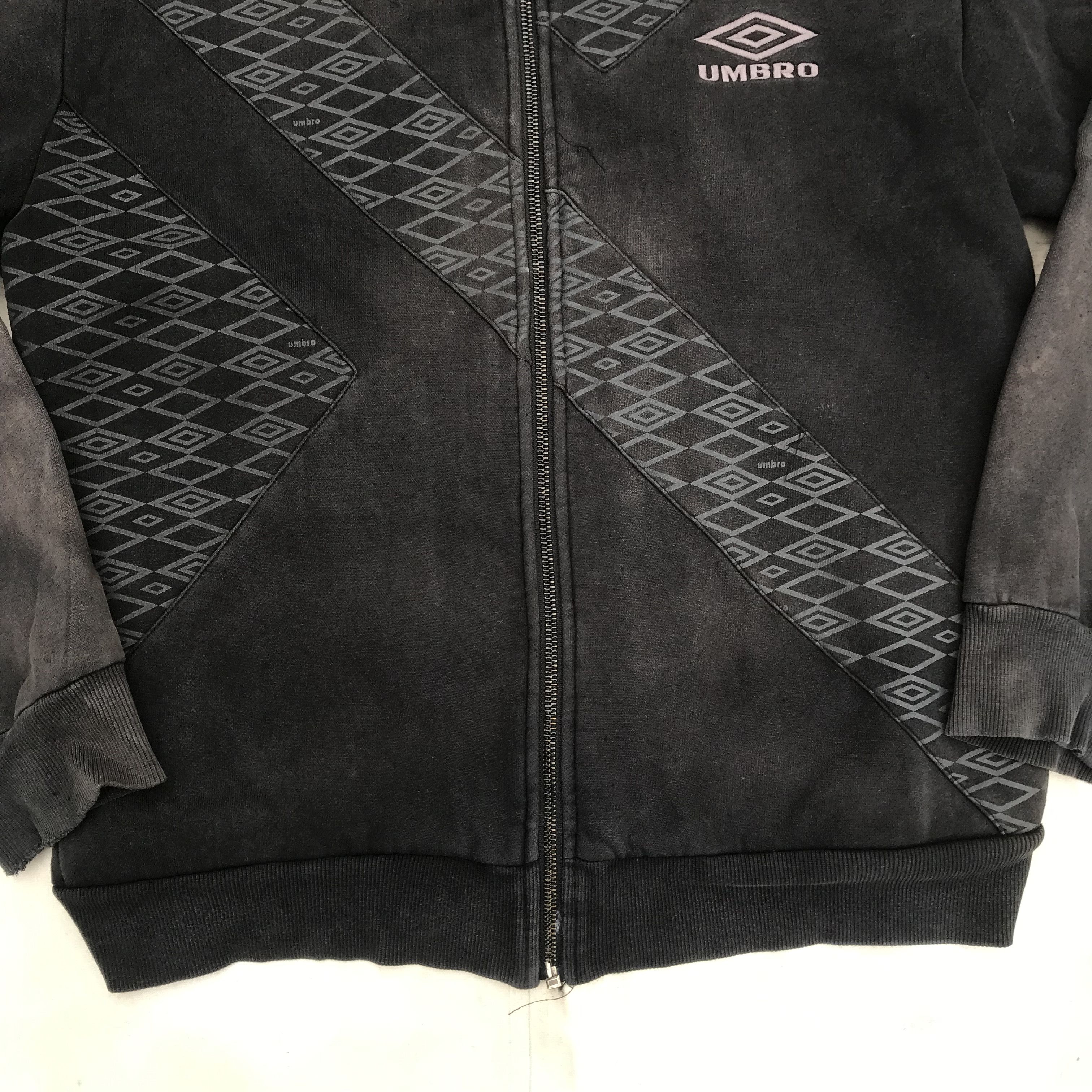 Umbro Umbro Monkey Jacket Full Slang Pattern jacket Size L Size US L / EU 52-54 / 3 - 7 Thumbnail