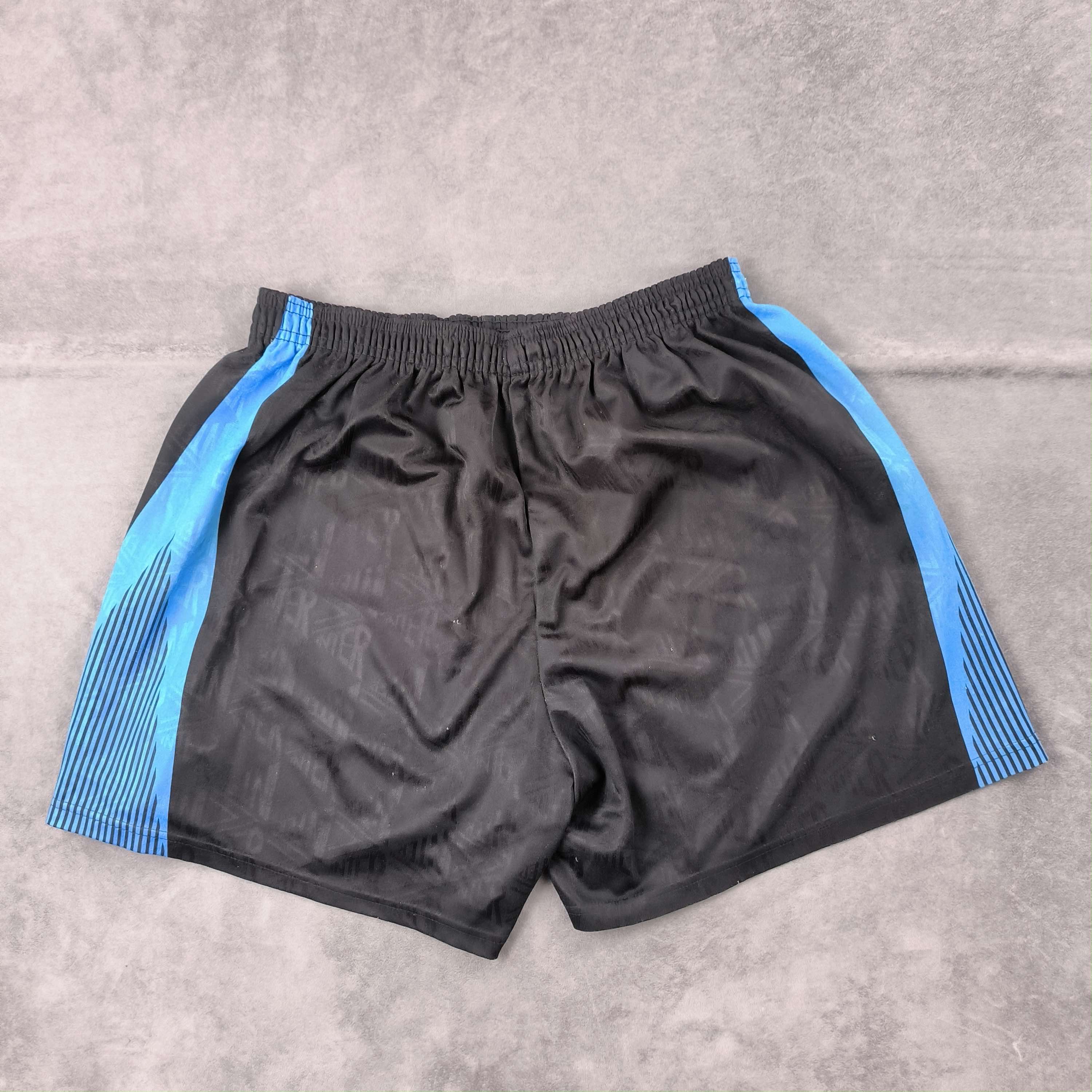 Umbro Internazionale Inter Milan Umbro football shorts size S Size US 28 / EU 44 - 2 Thumbnail