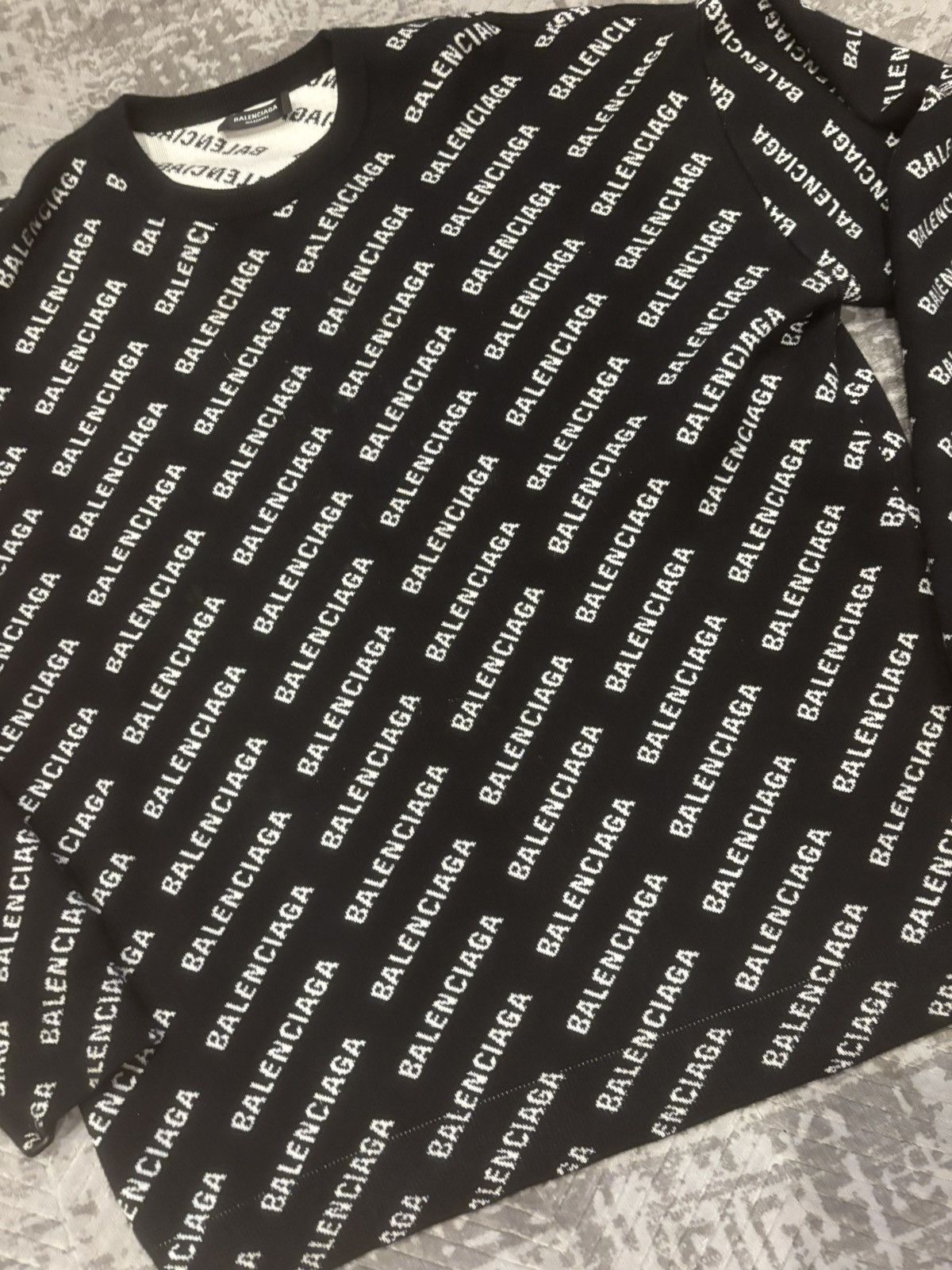 Balenciaga Balenciaga wool crewneck Size US M / EU 48-50 / 2 - 4 Thumbnail