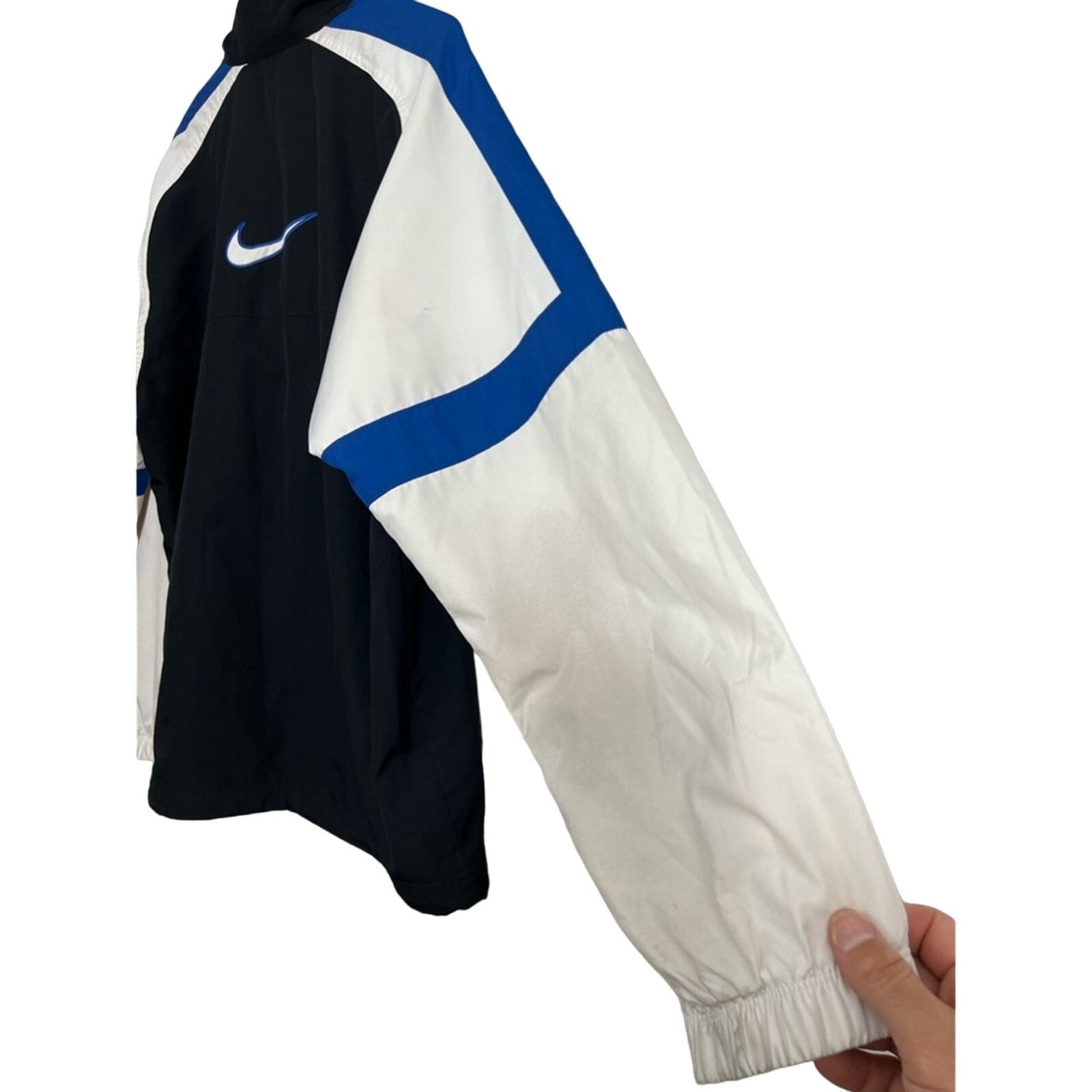 Nike VTG Nike Jacket Center Swoosh Check Windbreaker Nylon 90s Size US L / EU 52-54 / 3 - 5 Thumbnail