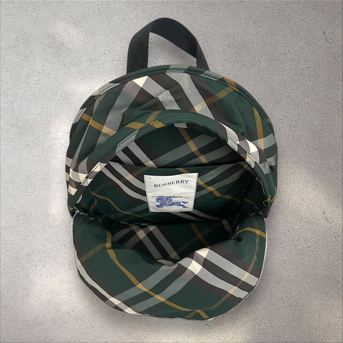Burberry Burberry Plaid Backpack Size ONE SIZE - 9 Thumbnail
