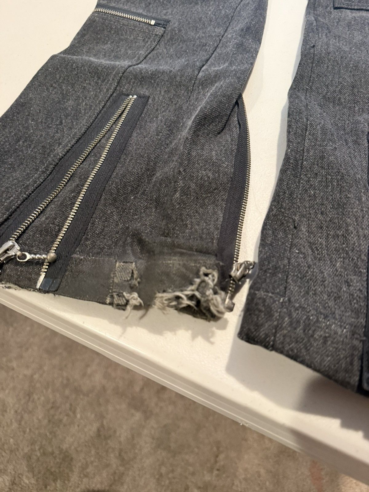 Midnight Studios midnight studios| zipper jeans | shane gonzalez Size US 30 / EU 46 - 8 Thumbnail