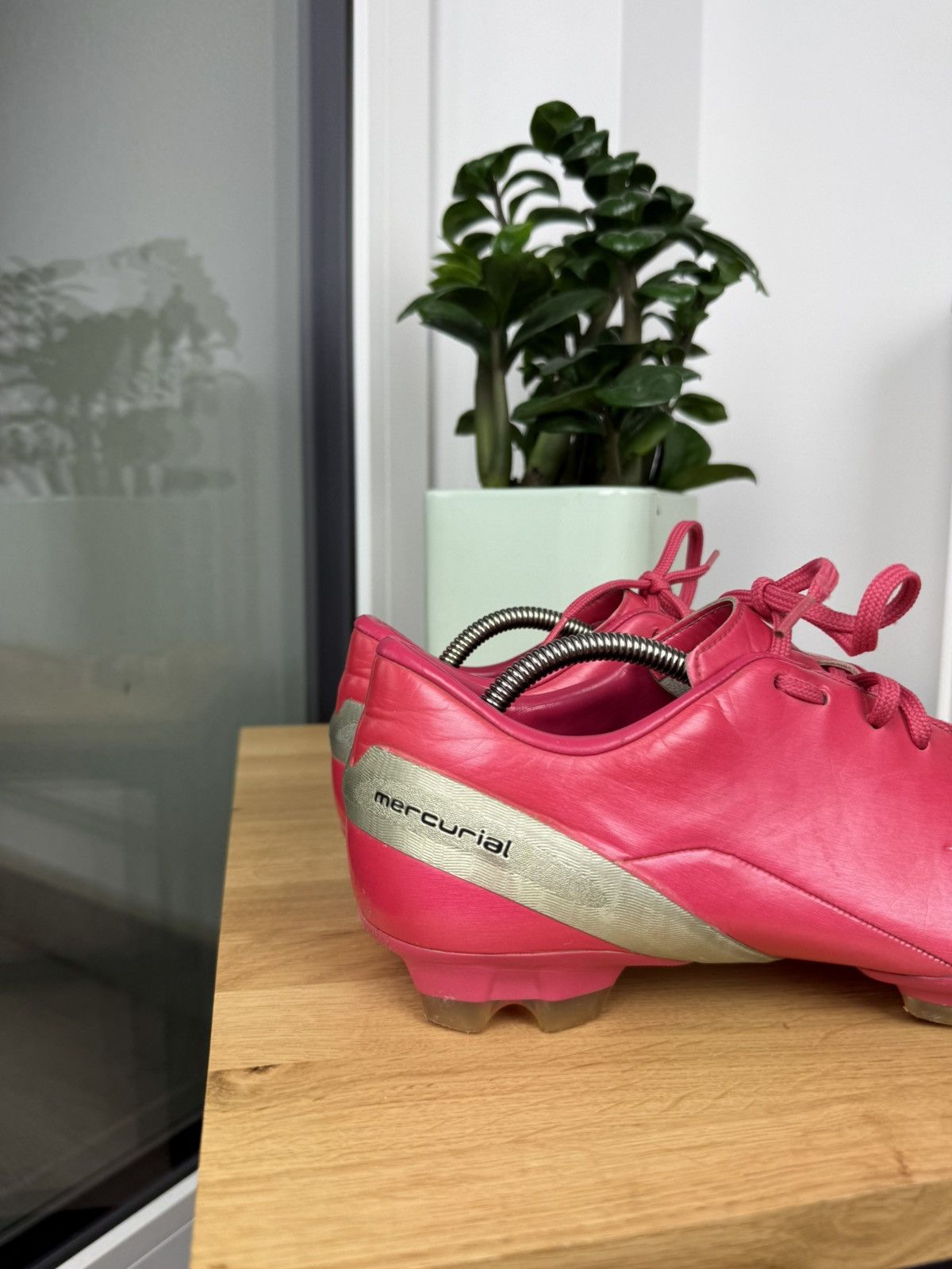 Nike Nike Mercurial Vapor IV 4 Red Ronaldo cr7 vintage cleats Size US 11 / EU 44 - 2 Thumbnail