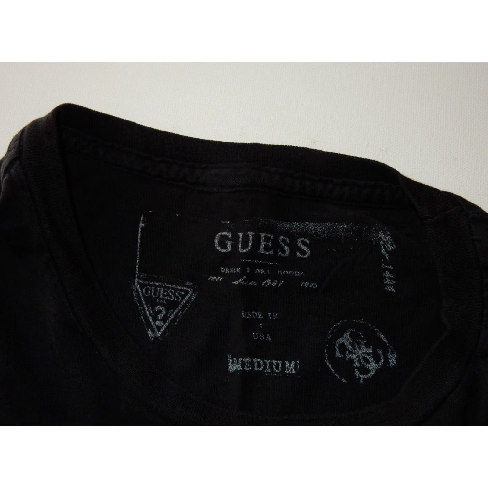 Guess GUESS Men's Black Short Sleeve T-Shirt Size M USA Made Size US M / EU 48-50 / 2 - 2 Thumbnail