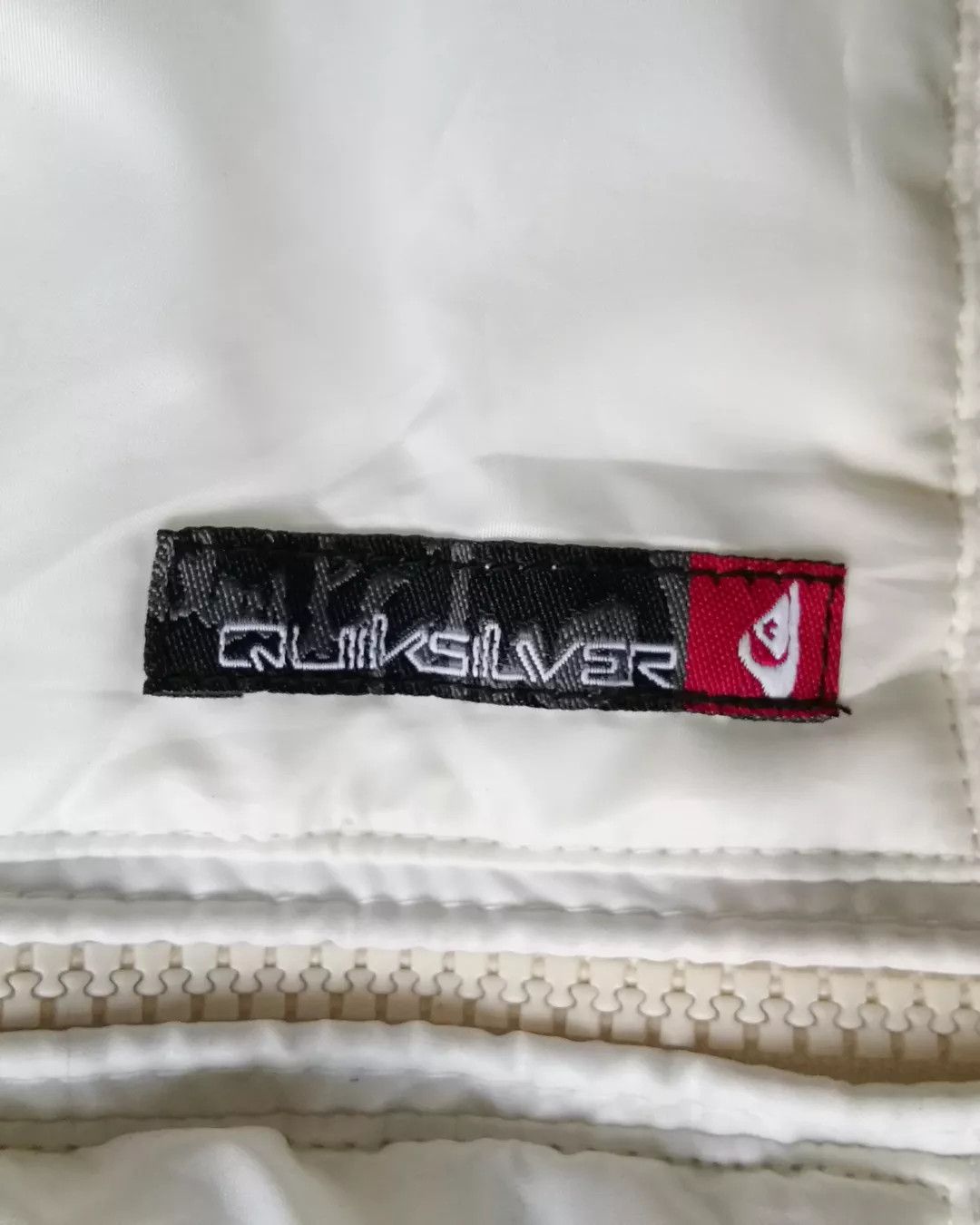 Quiksilver Vintage Rare Quiksilver White Striped Zipper Jacket Size US L / EU 52-54 / 3 - 6 Thumbnail