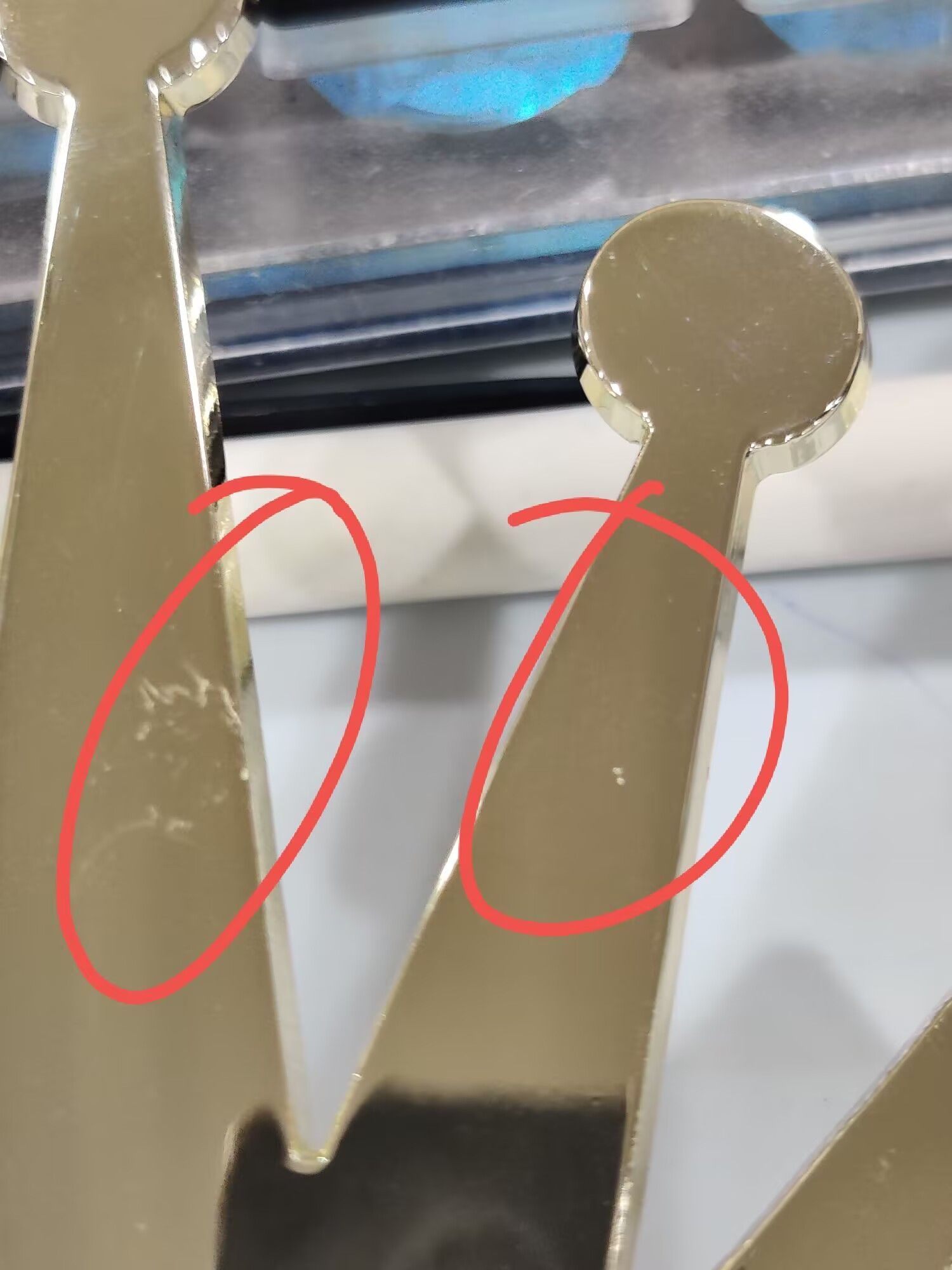 アクセサリー stussy bent crown wall hook Stussy Bent Crown Wall Hook Gold Color