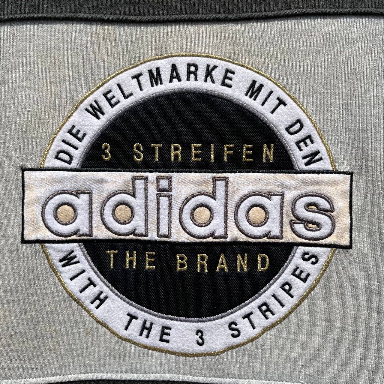 Adidas RARE🔥 Disstressed Vintage 90s Adidas Big Logo Spellout Size US L / EU 52-54 / 3 - 17 Thumbnail