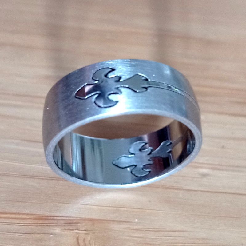 Vintage Vintage Punk Emboss Floral Cross Silver Goth Ring Unique Size ONE SIZE - 3 Thumbnail