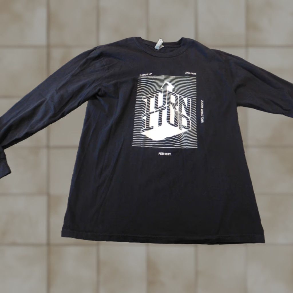 Comfort Colors Comfort Colors Mens Shirt M Black Long Sleeve Crew Neck Knit Logo T-Shirt Regular Cotton - 90s? (adjusted) Size US M / EU 48-50 / 2 - 1 Thumbnail