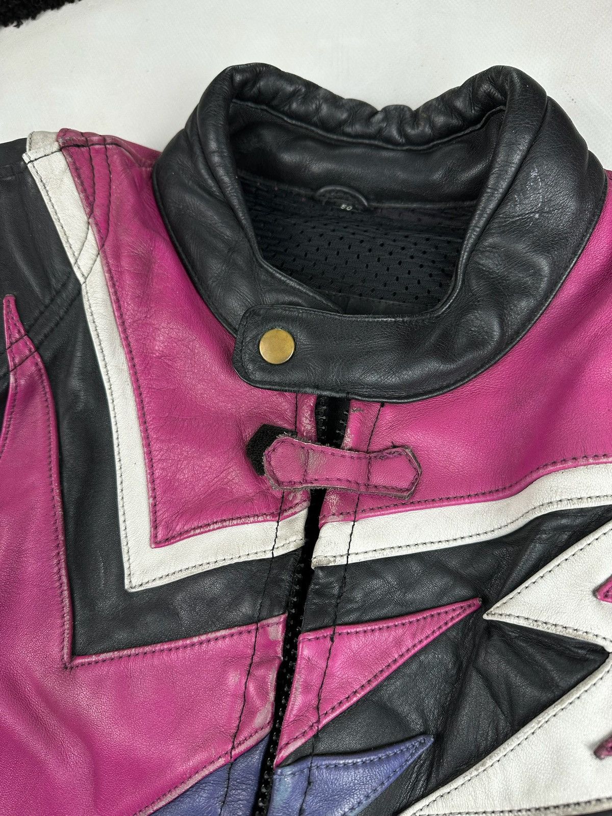 Dainese VINTAGE LEATHER JACKET MOTO RACING NASCAR DAINESE STYLE Size US M / EU 48-50 / 2 - 18 Thumbnail
