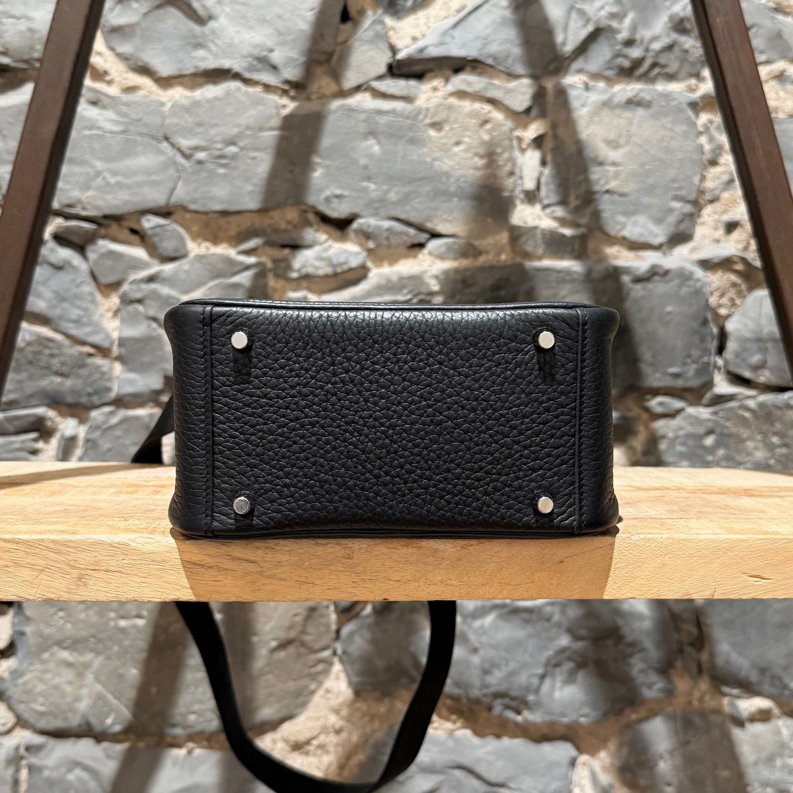 Hermes Hermès 2024 Black Taurillon Mini Lindy 20 Bag Size ONE SIZE - 9 Thumbnail