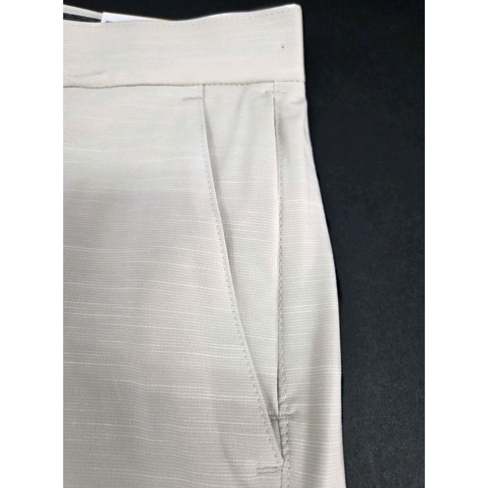 Apt. 9 NWT Apt. 9 Mens Beige Premier Flex Performance Tech Short 33 Chino Regular 8in Inseam Beige Moisture Wicking Quick Dry Pockets Zipper Button Size US 33 - 7 Thumbnail