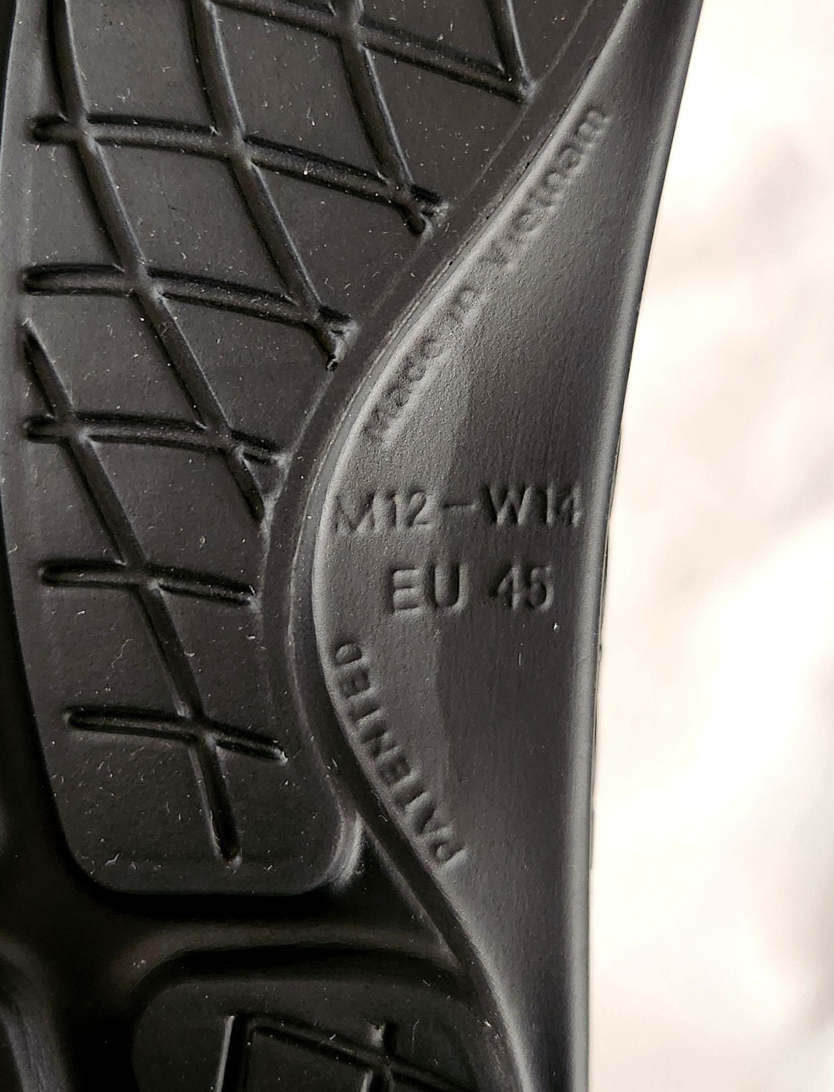 OOF Wear OOFOS OOahh Slide Sandal Size Men's 12 black Size US 12 / EU 45 - 13 Thumbnail