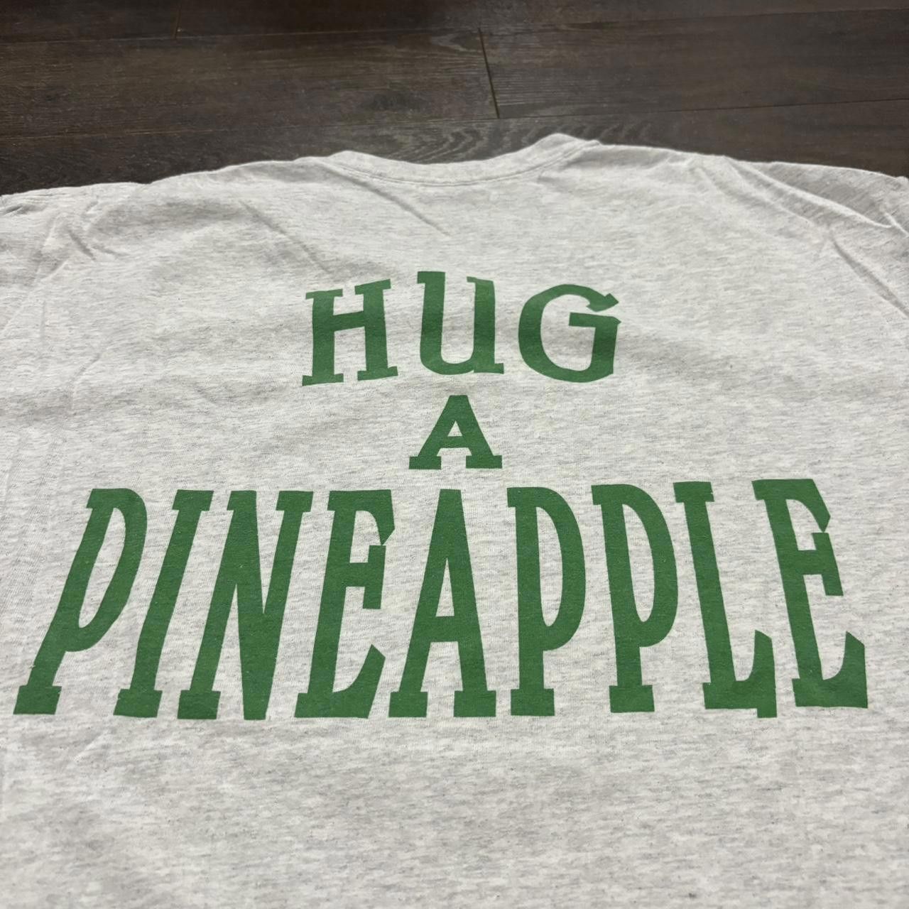 Designer Vintage dole Hawaii hug a pineapple t shirt 00s XL Size US XL / EU 56 / 4 - 5 Thumbnail