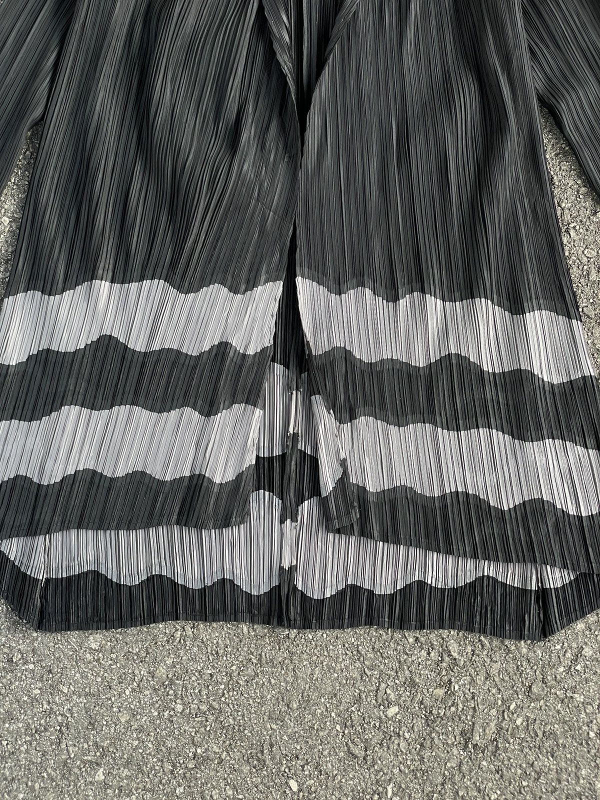 Pleats Please Issey Miyake Pleated Cardigan By Koibito Misaki Size M / US 6-8 / IT 42-44 - 3 Thumbnail