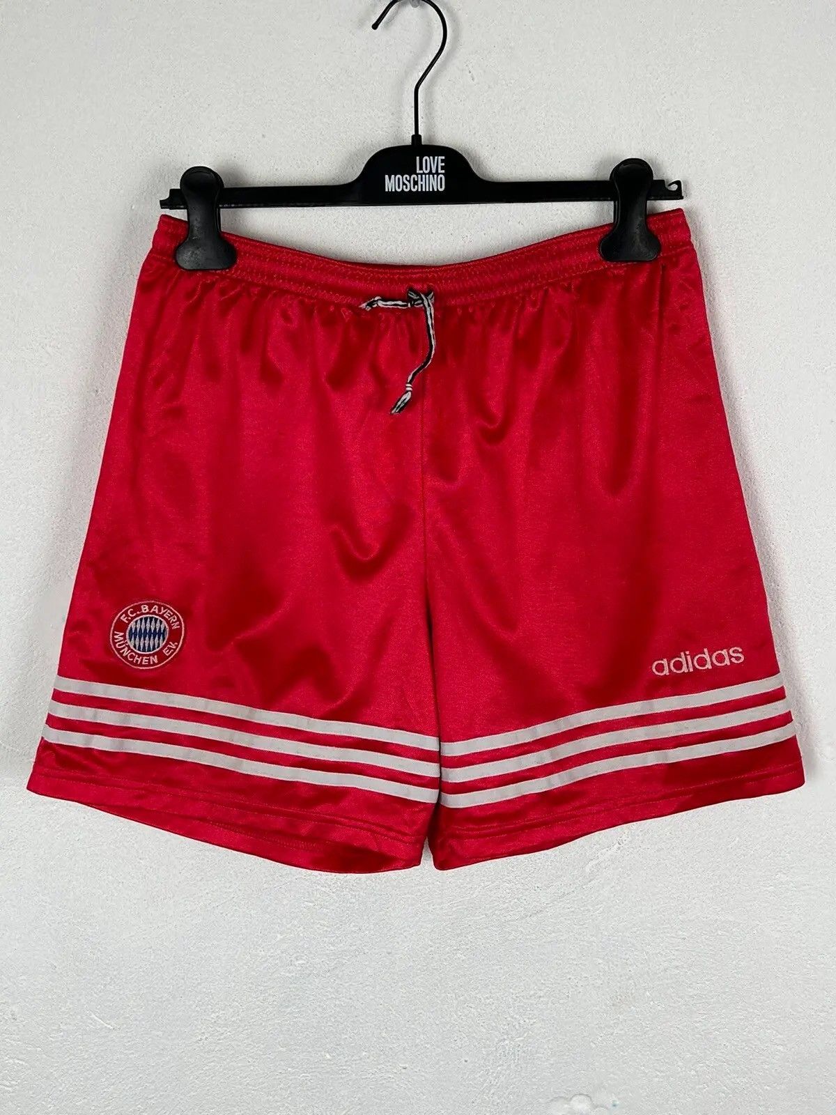 Adidas 90s Vintage Adidas FC Bayern Munchen Embroidered Logo Shorts Size US 32 / EU 48 - 1 Thumbnail