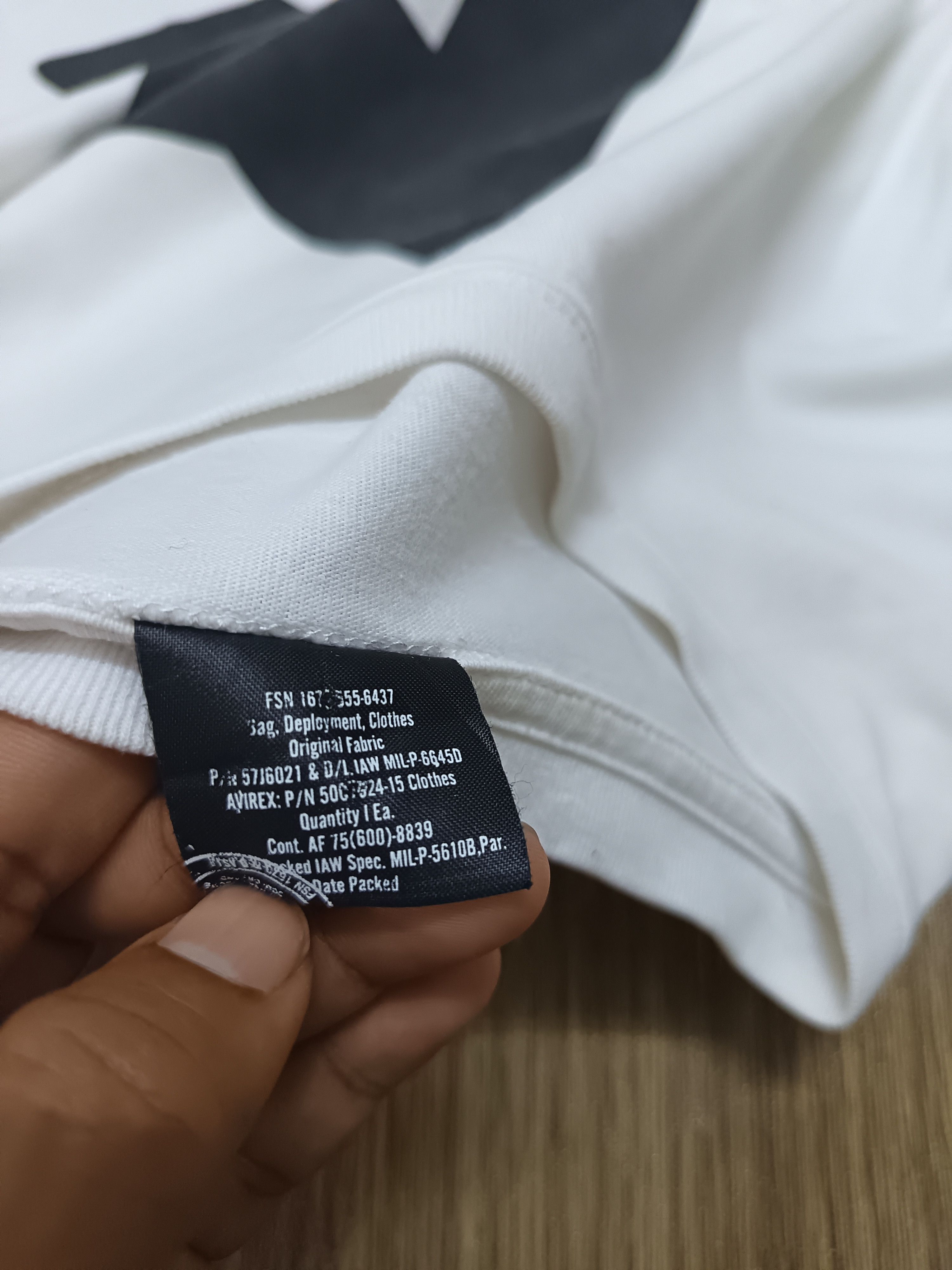Avirex Avirex big logo Size US L / EU 52-54 / 3 - 3 Thumbnail