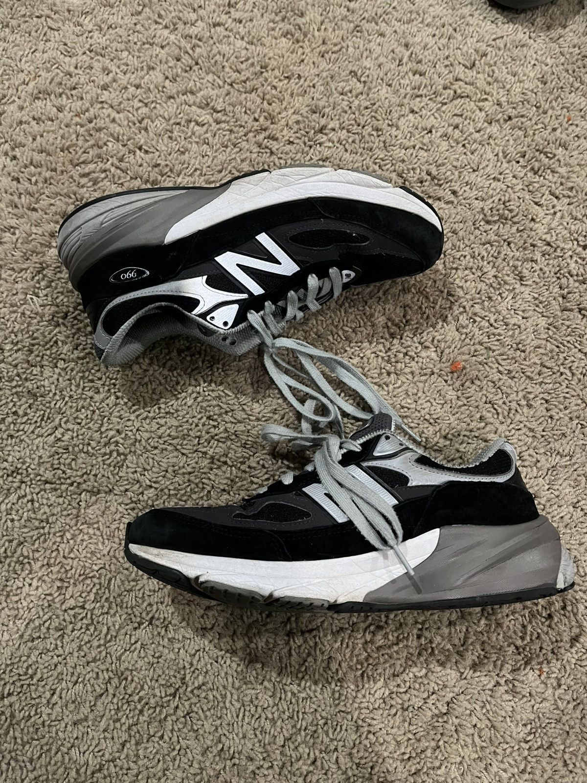 New Balance New Balance 990 v6 Size US 8.5 / EU 41-42 - 1 Thumbnail