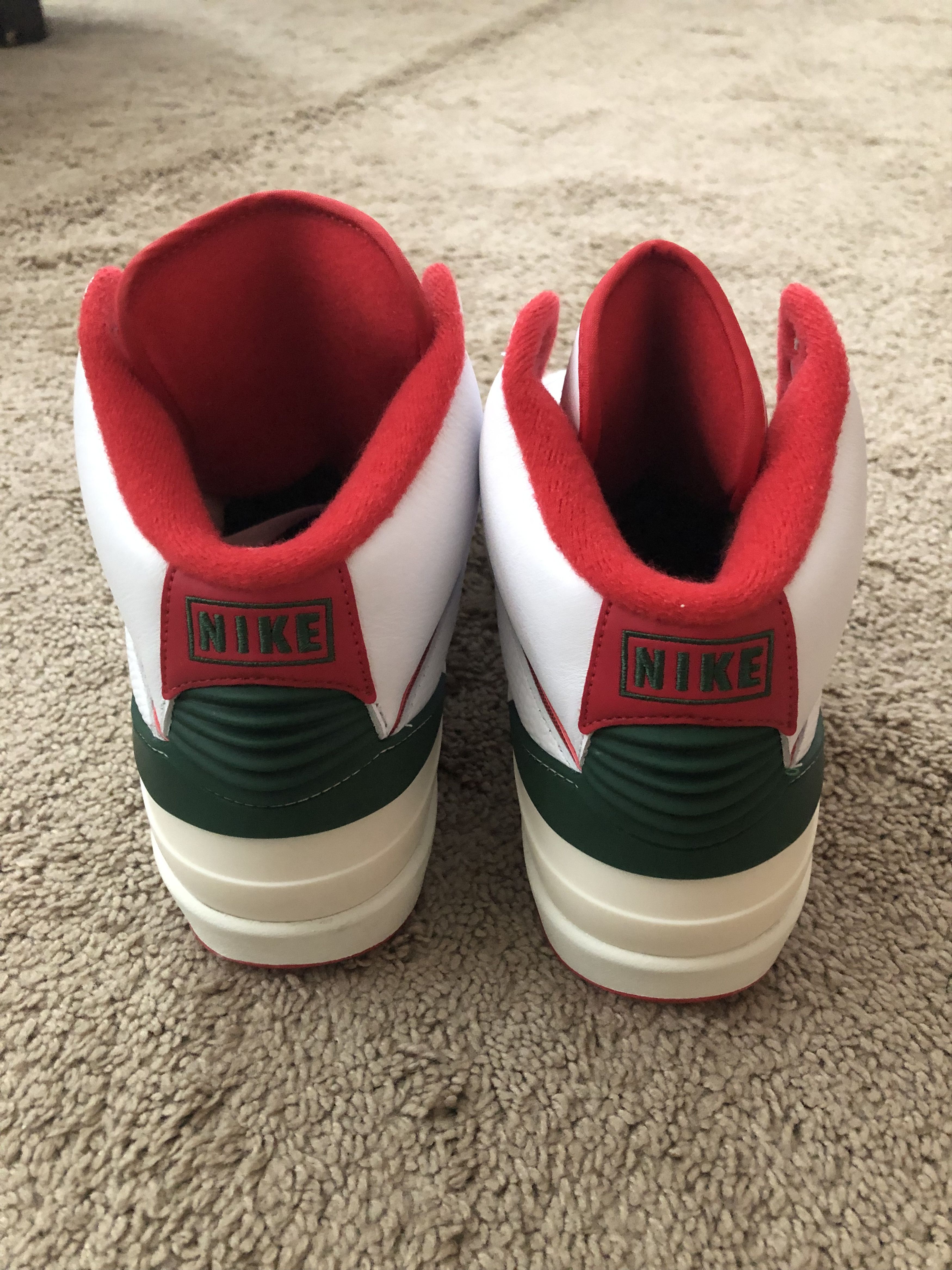 Jordan Brand × Nike Nike Air Jordan 2 Retro Italy Origins DR8884-101 Men's Sz 10 Size US 10 / EU 43 - 7 Thumbnail