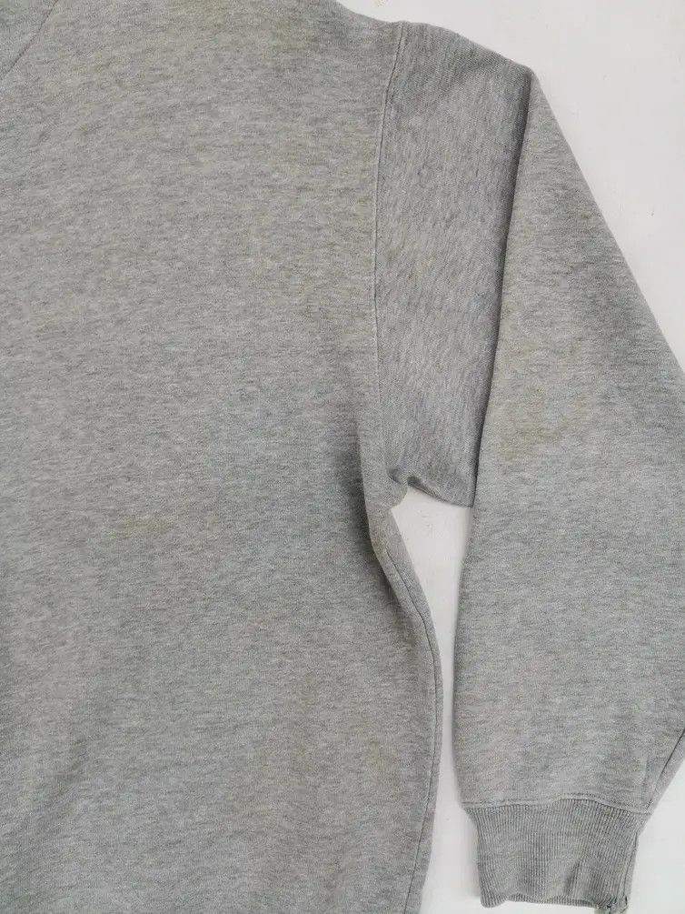 Tommy Hilfiger Rare!!! Tommy Hilfiger Big Logo Sweatshirt Size US S / EU 44-46 / 1 - 9 Thumbnail