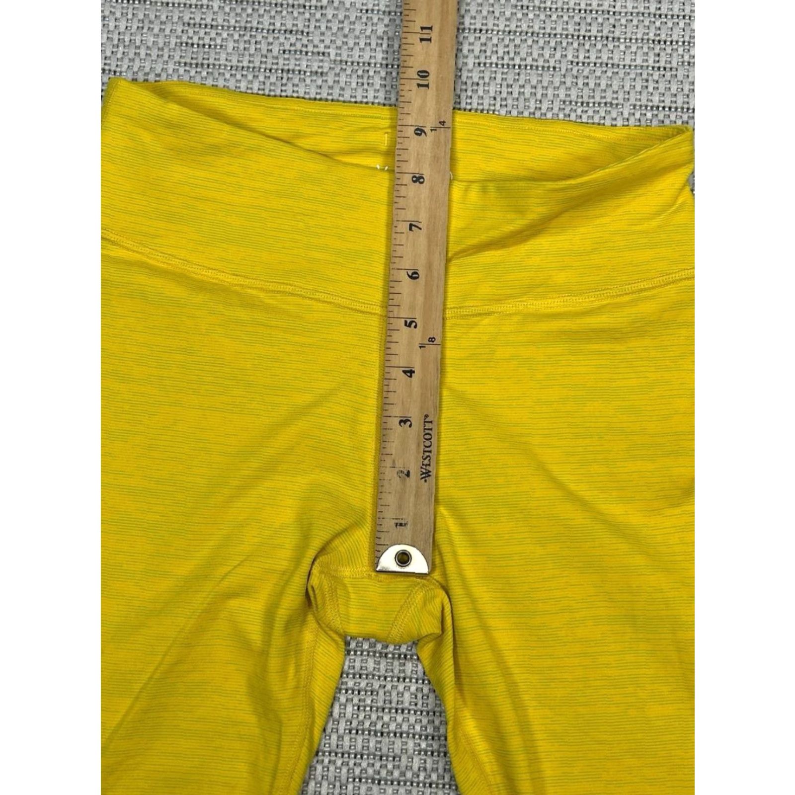 Outdoor Voices Outdoor Voices Leggings Womens Small Yellow Nylon Mid Rise Core 7 8 Tech Sweat Ankle Activewear Athleisure Slim Size 28" / US 6 / IT 42 - 5 Thumbnail