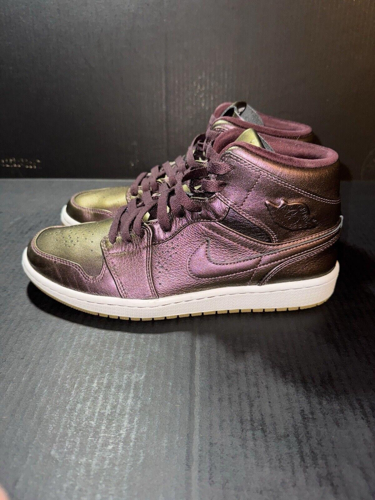 Jordan Brand Nike Air Jordan 1 Retro Mid Nouveau Burgundy 629151-605 Sz 9 Size US 9 / EU 42 - 5 Thumbnail