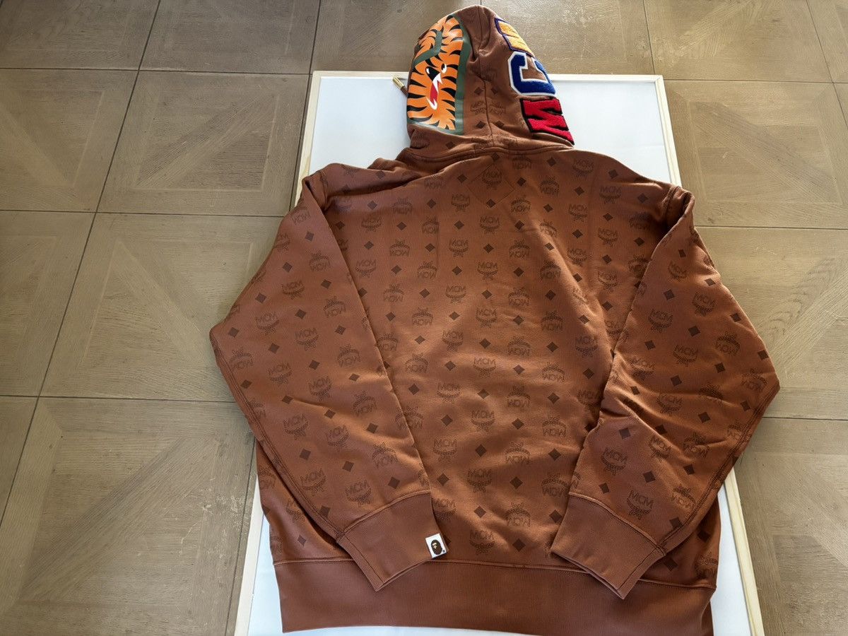 Bape Authentic ape bape x MCM shark pullover hoodie L new Size US L / EU 52-54 / 3 - 16 Thumbnail