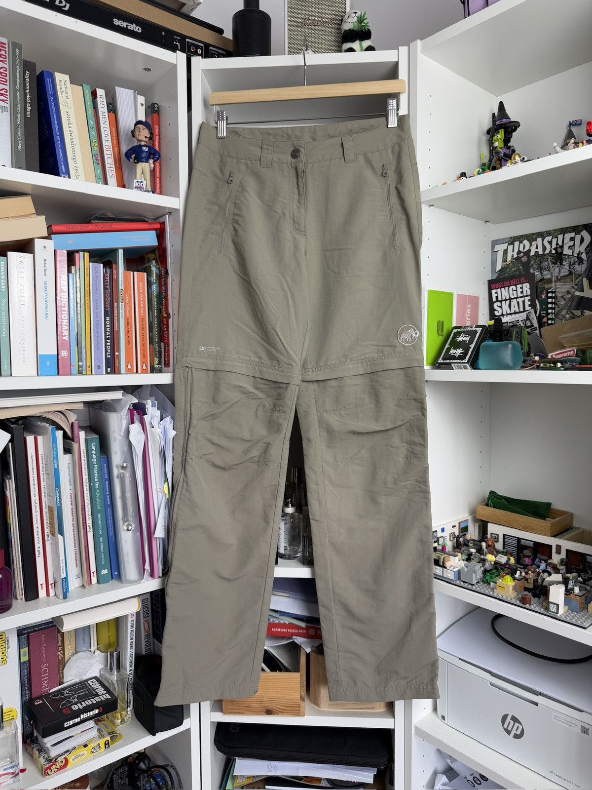 Mammut Mammut 2in1 trekking cargo pants US6 gorpcore outdoor beige Size 28" / US 6 / IT 42 - 1 Thumbnail