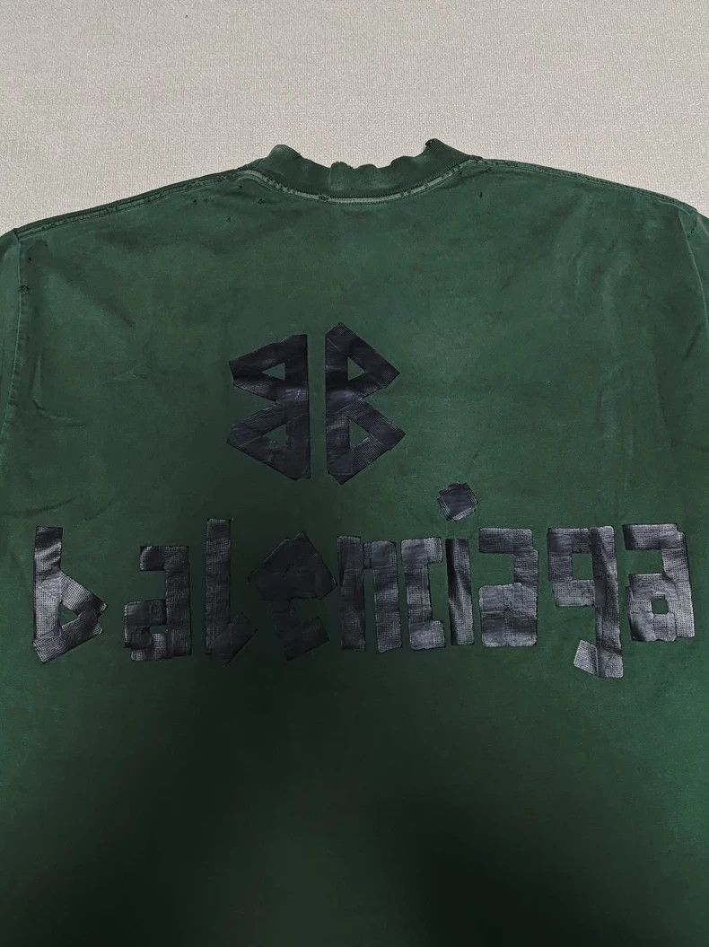 Balenciaga Balenciaga 23fw Dark Green Tape Used Short Sleeve 2501-Next Size US L / EU 52-54 / 3 - 4 Thumbnail