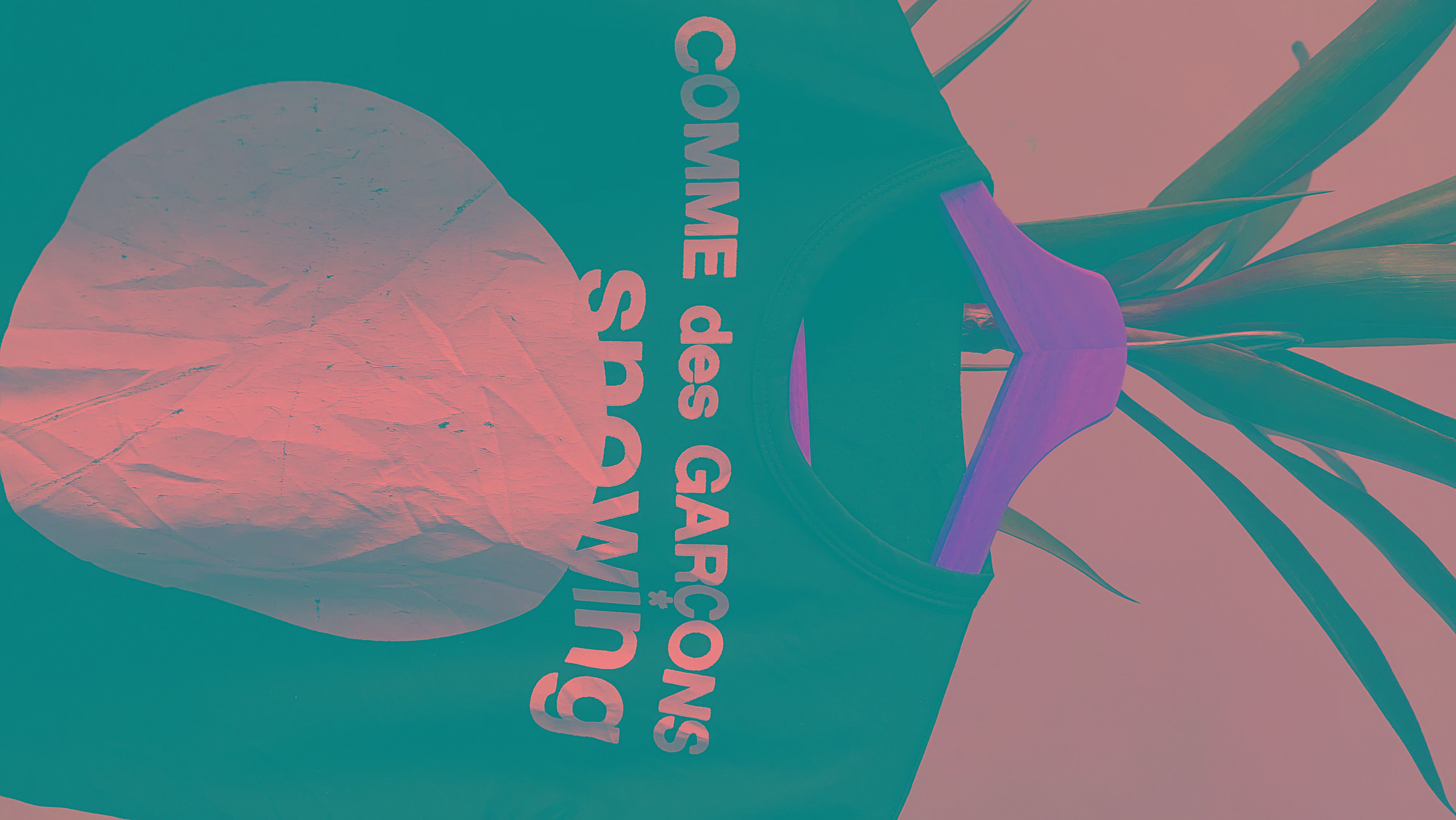 Comme des Garcons COMME DES GARCONS PARFUM TSHIRT Size M / US 6-8 / IT 42-44 - 3 Thumbnail