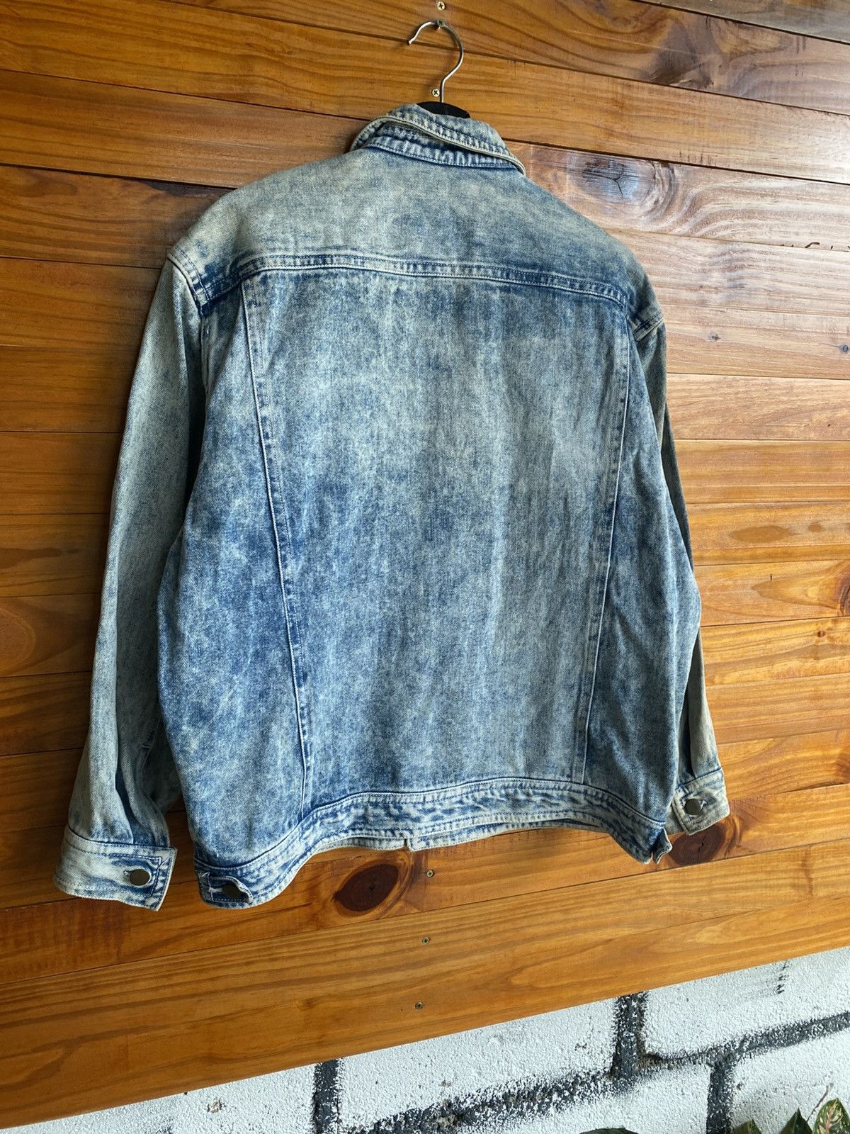 Vintage Vintage 1980s Acid-Wash Denim Jacket Unisex Retro Blue Jean Size US L / EU 52-54 / 3 - 13 Thumbnail