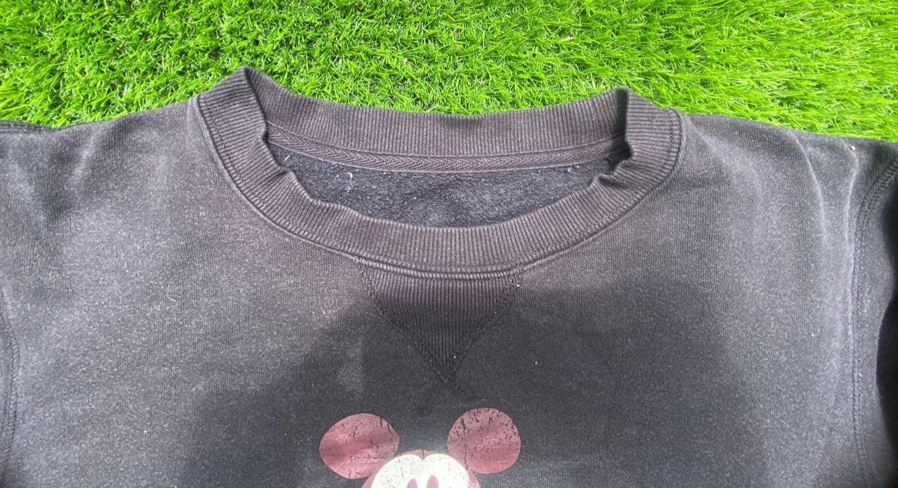 Japanese Brand Mickey Mouse Sweatshirt Crewneck Size US XL / EU 56 / 4 - 6 Thumbnail
