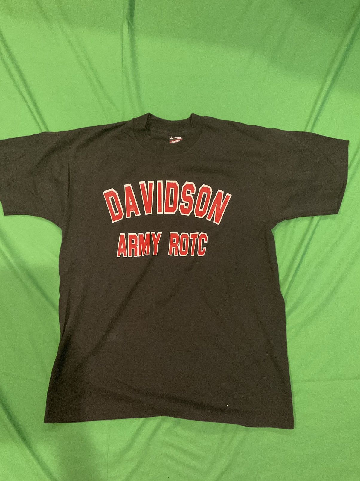 Vintage Vintage Davidson Army Rotc T-shirt Size US L / EU 52-54 / 3 - 1 Thumbnail