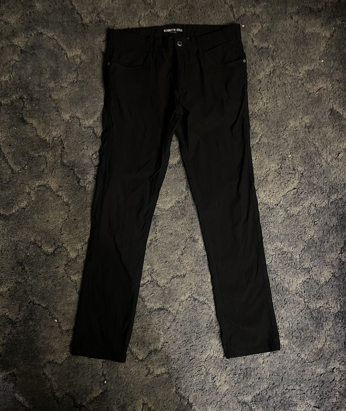 Kenneth Cole Kenneth Cole Black Pants Size US 32 / EU 48 - 1 Thumbnail
