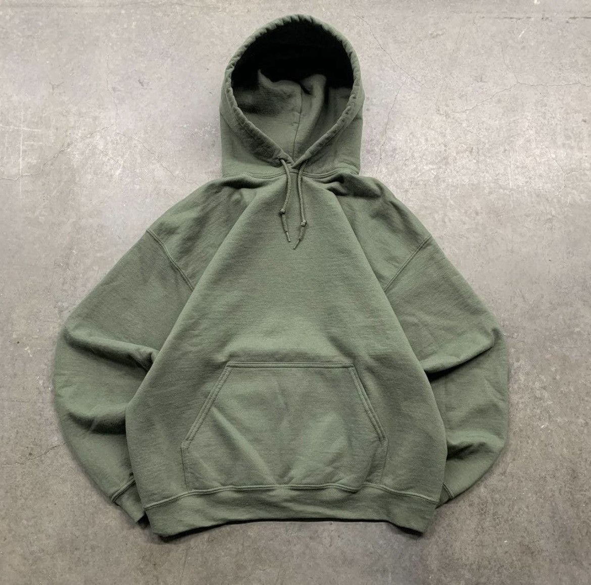 Vintage Vintage Moss Green Essential Blank Hoodie Size US S / EU 44-46 / 1 - 1 Thumbnail