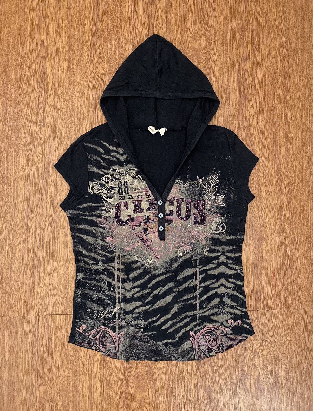 If Six Was Nine × Japanese Brand × Le Grande Bleu (L.G.B.) Susan Lawrence circus hooded tees Size S / US 4 / IT 40 - 1 Thumbnail
