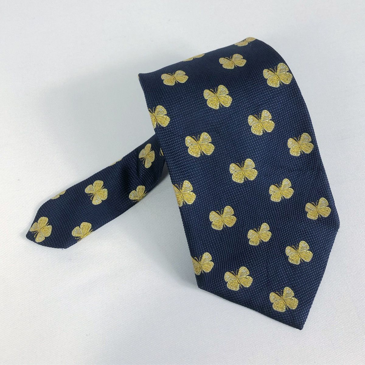 Yves Saint Laurent Vintage Yves Saint Laurent YSL Silk Tie Butterfly Motive Size ONE SIZE - 10 Thumbnail