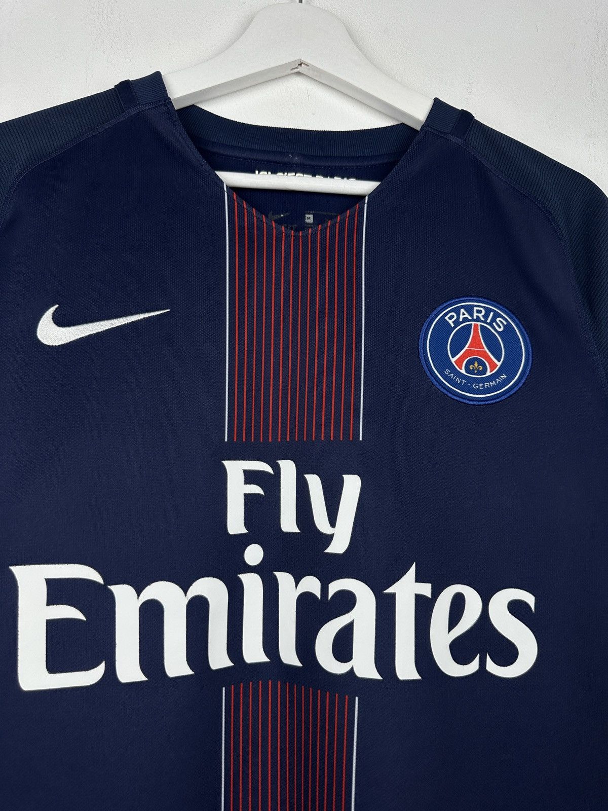 Nike Paris Saint Germain PSG 2016 Home Soccer Jersey Shirt Size US M / EU 48-50 / 2 - 2 Thumbnail