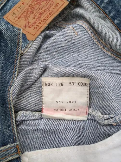 Levi's 90s Vintage Levis 501 Made In USA Distressed Jeans 34x30 Size US 34 / EU 50 - 10 Thumbnail