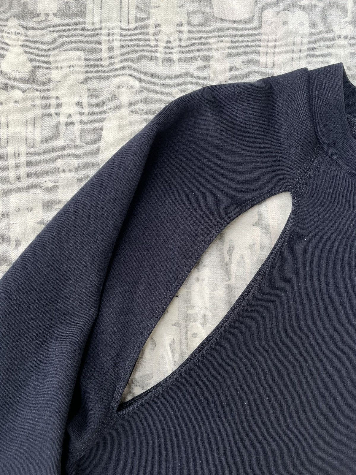 Raf Simons Raf Simons SS06 Cut-Out Faded Raglan Sweatshirt Size US L / EU 52-54 / 3 - 2 Thumbnail