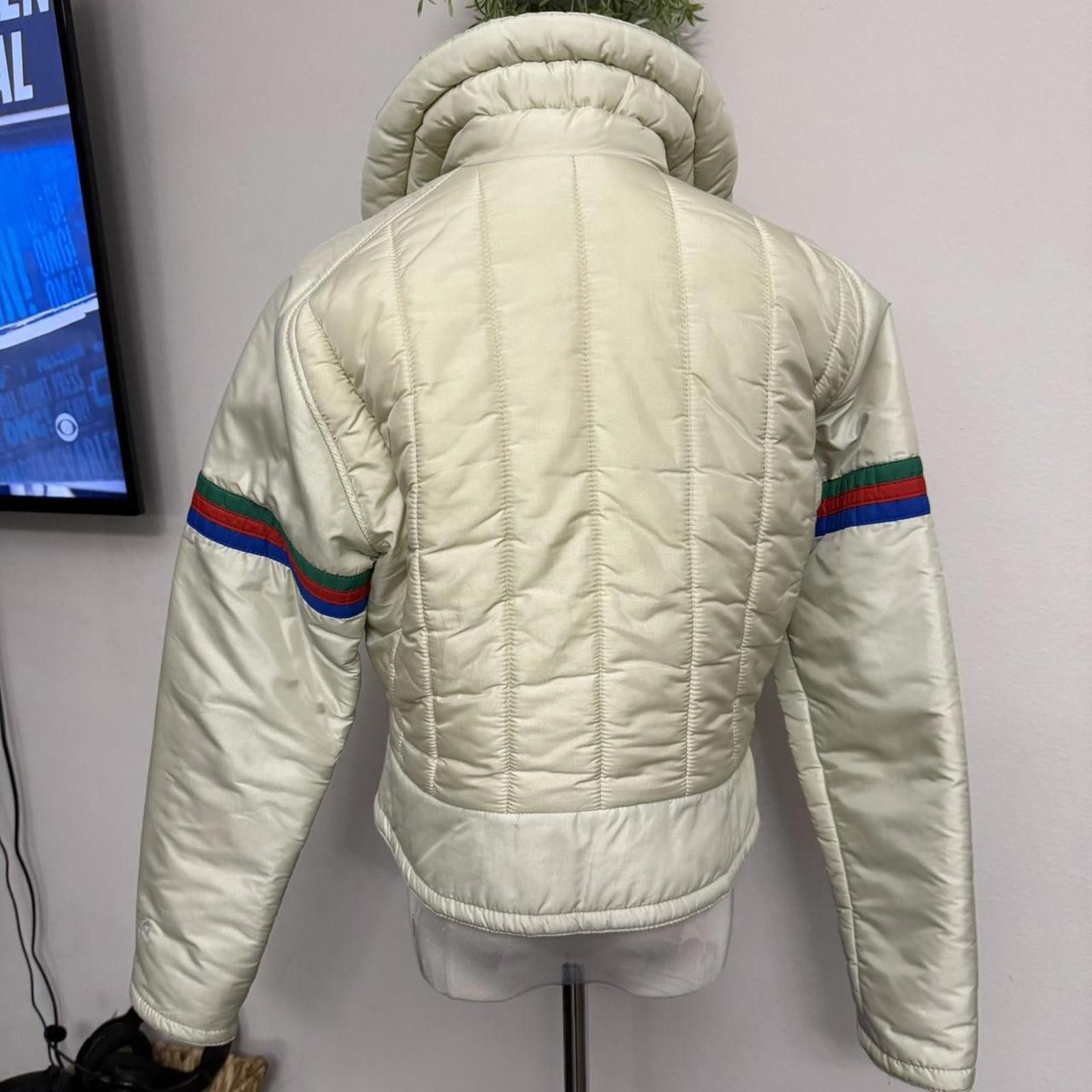 Designer Vintage 70s Ski puffer crop retro jacket small Size US S / EU 44-46 / 1 - 2 Thumbnail