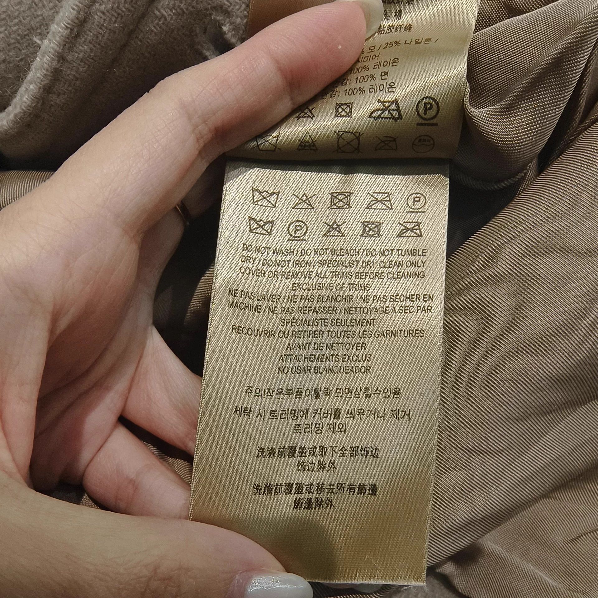 Burberry Burberry Wool Mid-Length Coat - 95% New Size M / US 6-8 / IT 42-44 - 7 Thumbnail